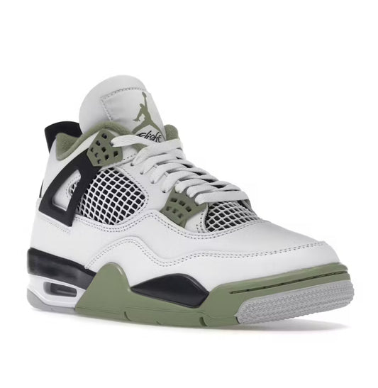 Seafoam Jordan 4 Retros